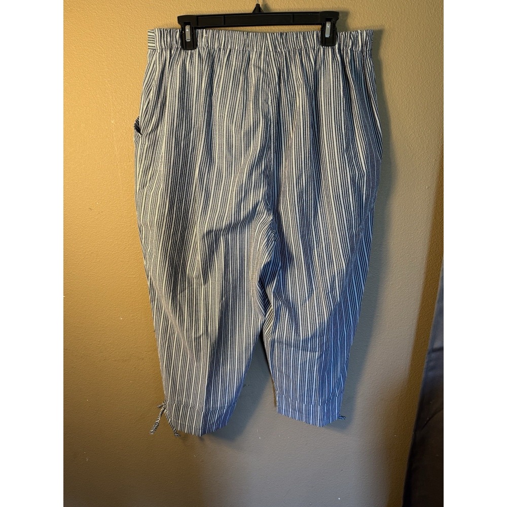 Dressbarn Woman 14W Blue White Striped Capri Pants Lace-up Hem Drawstring Cuff - Picture 7 of 11